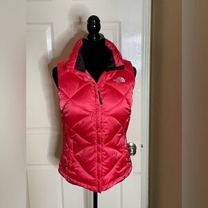 The North Face Women's Aconcagua Vest II Shiny RED - SIZE Small​​​​​​​​​​​​